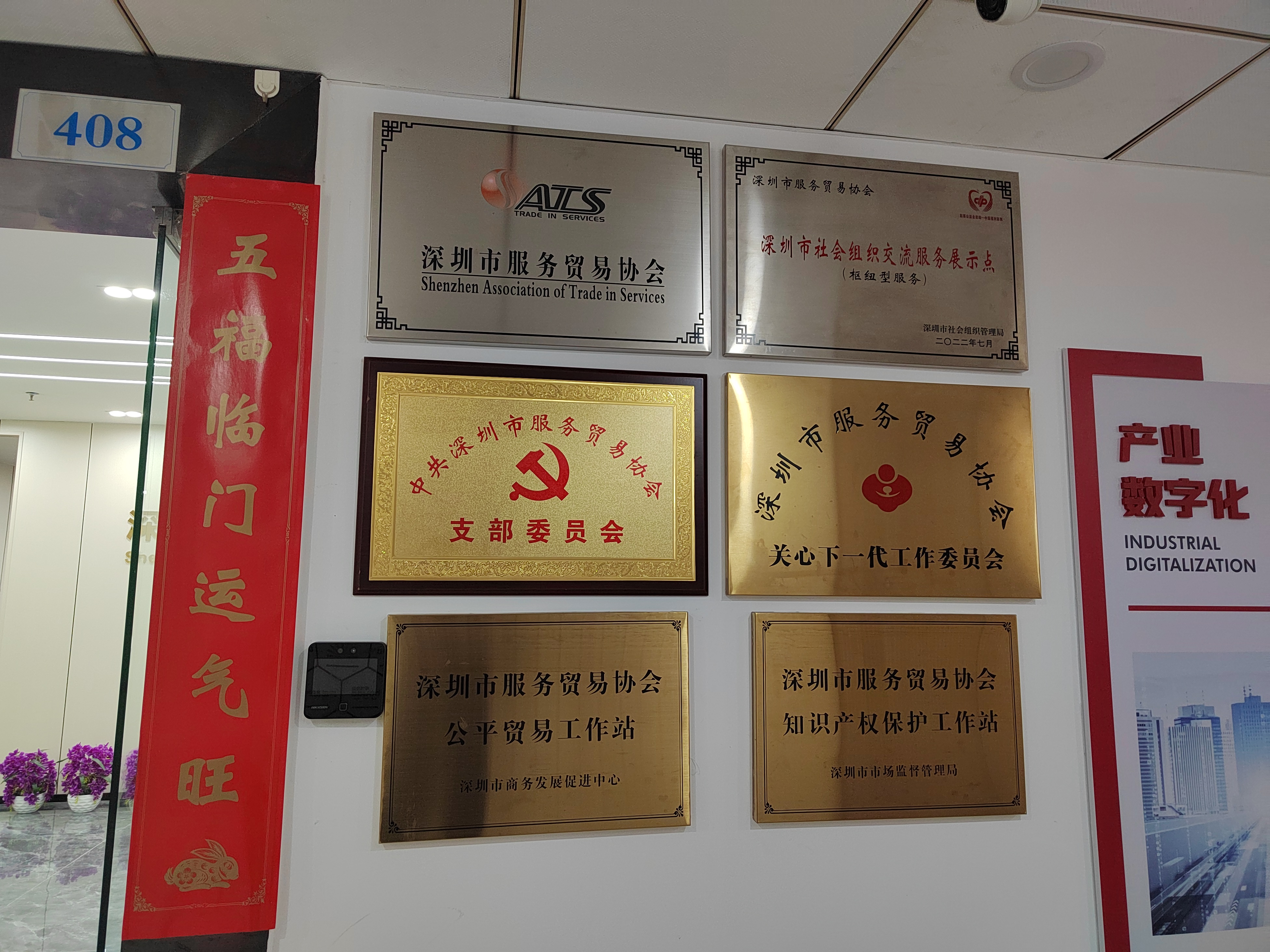 185bcc5d9e7e42e4707a5e1b1bbbac4.jpg